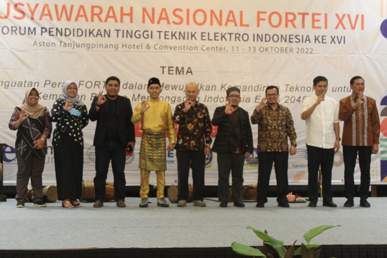 Pembukaan Munas FORTEI ke XVI, Dekan FT UMRAH : Ini Kesempatan