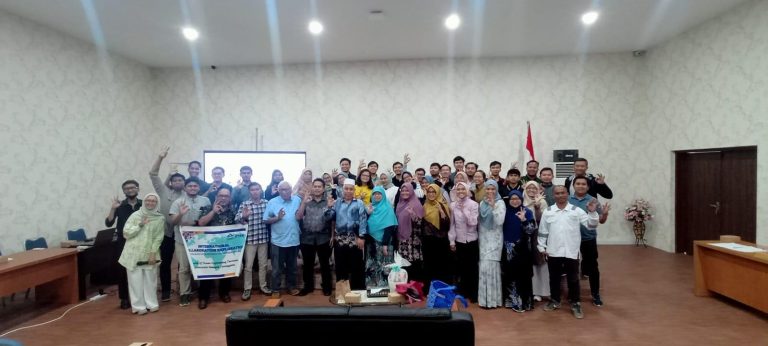 Kuliah Umum Bersama Profesor Muhammad Suzuri dari UMT  