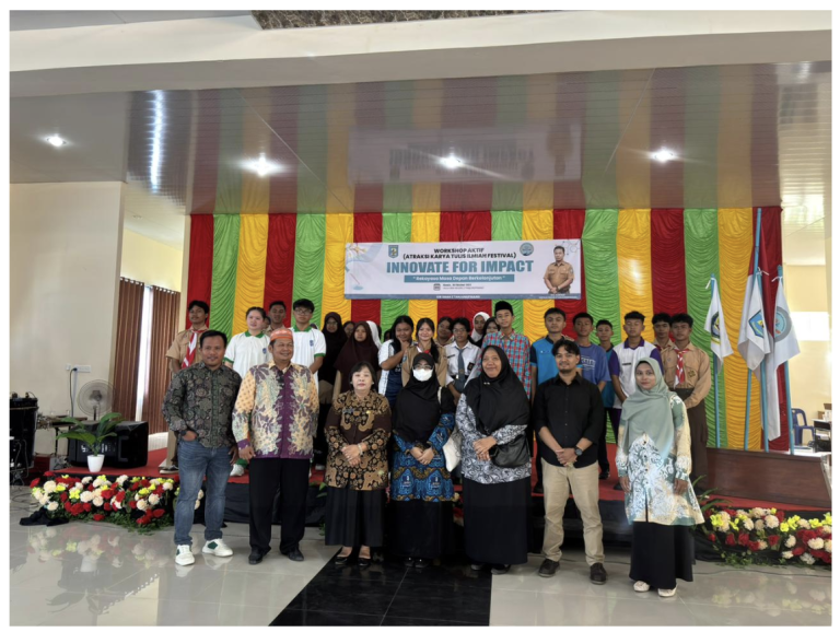 UMRAH Berikan Penguatan Literasi Ilmiah dan Inovasi pada Workshop AKTIF SMA Negeri 2 Tanjungpinang