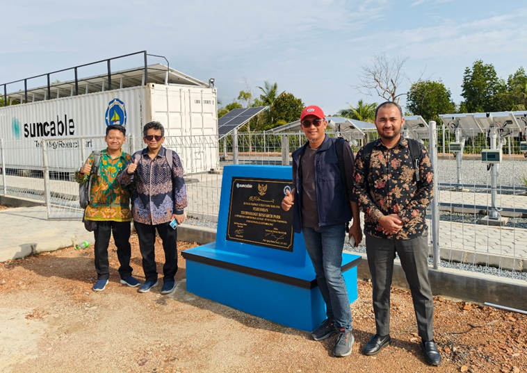 Kuliah Tamu Teknik Elektro dan Informatika UMRAH Kupas Perkembangan Teknologi SPKLU di Indonesia